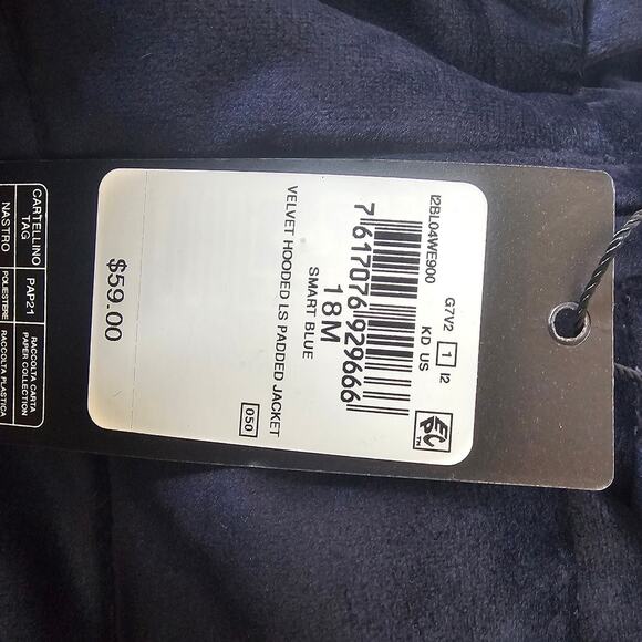 GUESS Infant  Velvet Hooded Puffer Jacket with Detachable Hood 24  mo NWT - Picture 3 of 3